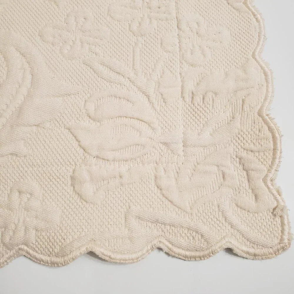 Matelasse Artiste Standard Sham 21